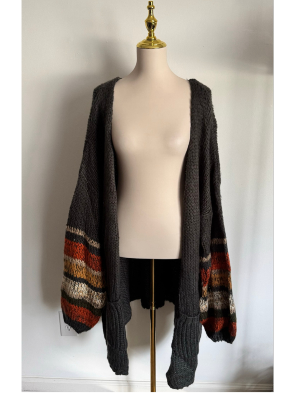 Women's Davi & Dani Cardigan Sweater 3XL Charcoal Multi-color Striped Sleeve